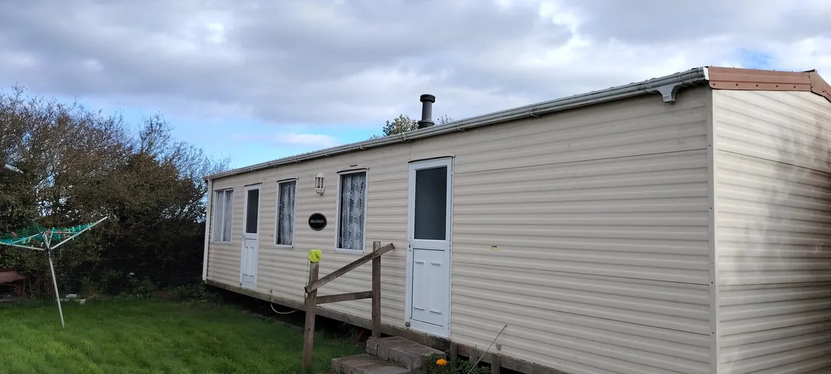 Mobile Home - Image 1
