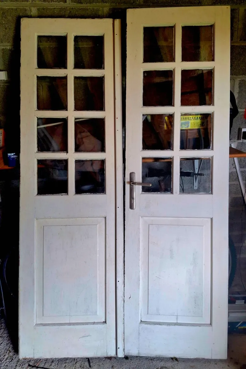 Cottage door and windows - Image 1