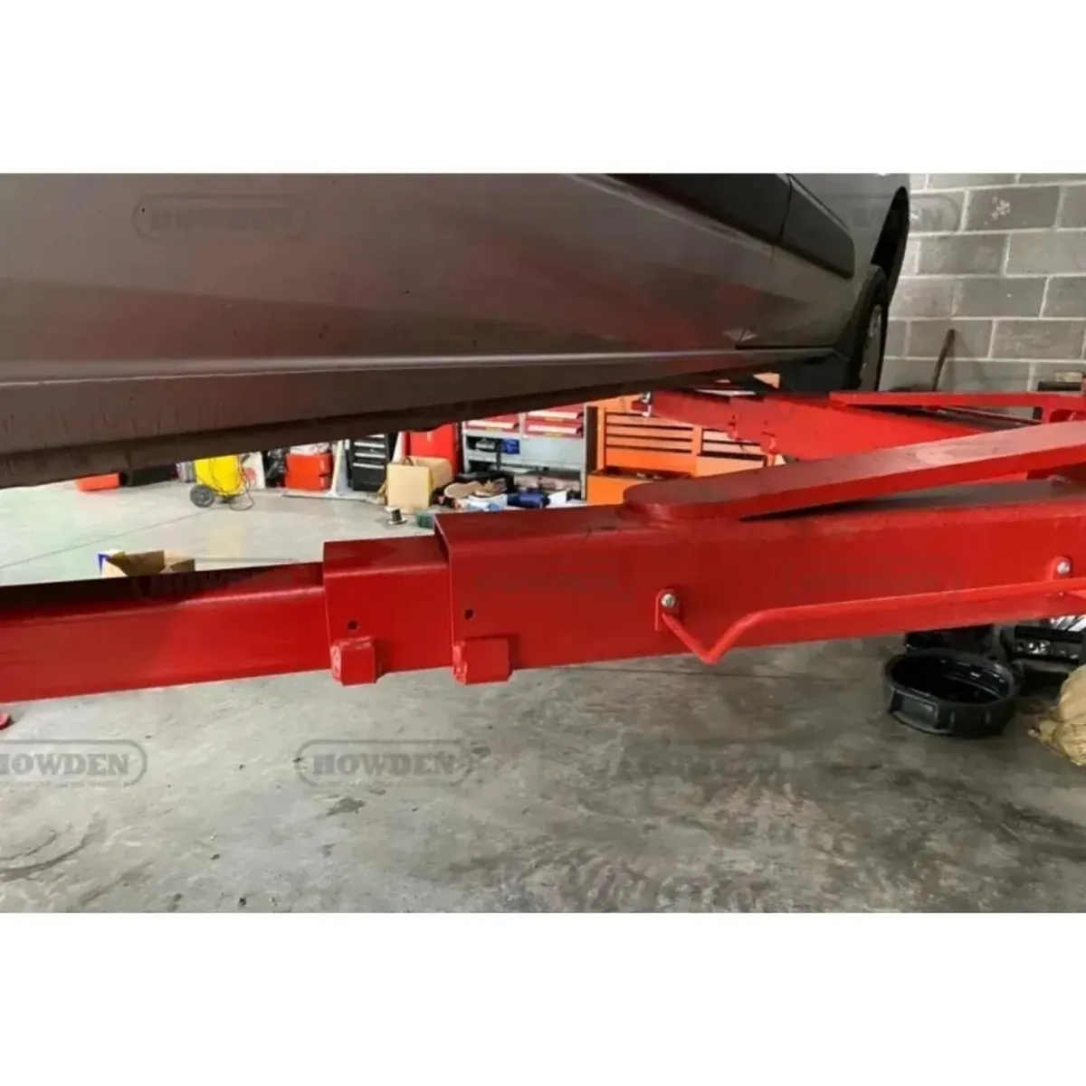 Taranto 5 Ton Clear Floor Electric Automotive Lift - Image 3