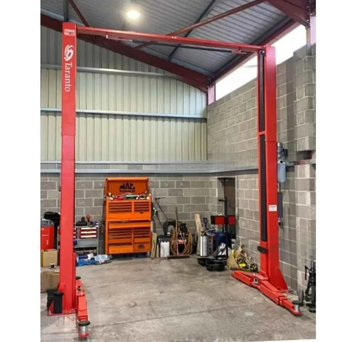 Taranto 5 Ton Clear Floor Electric Automotive Lift - Image 4