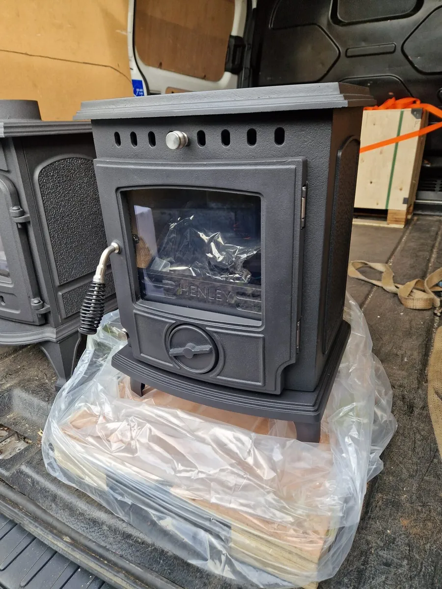 Henley stove - Image 1