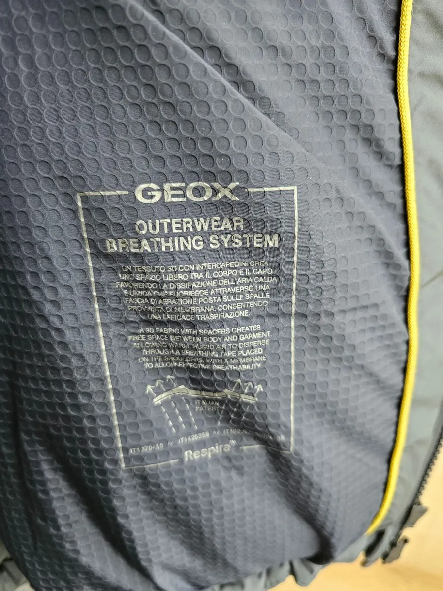 Geox Spherica men's hooded puffer/quilted jacket - Image 3