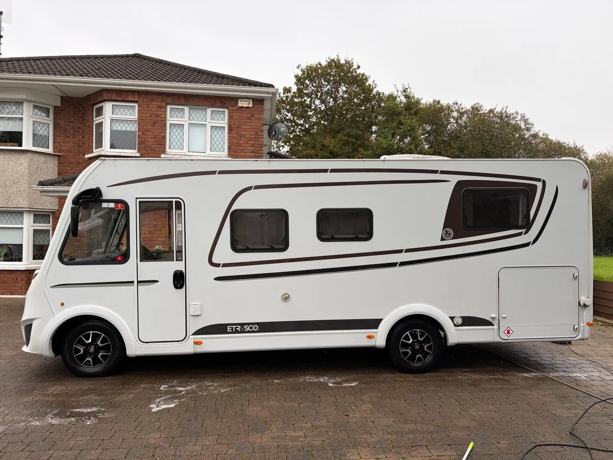 Motorhome - Image 3
