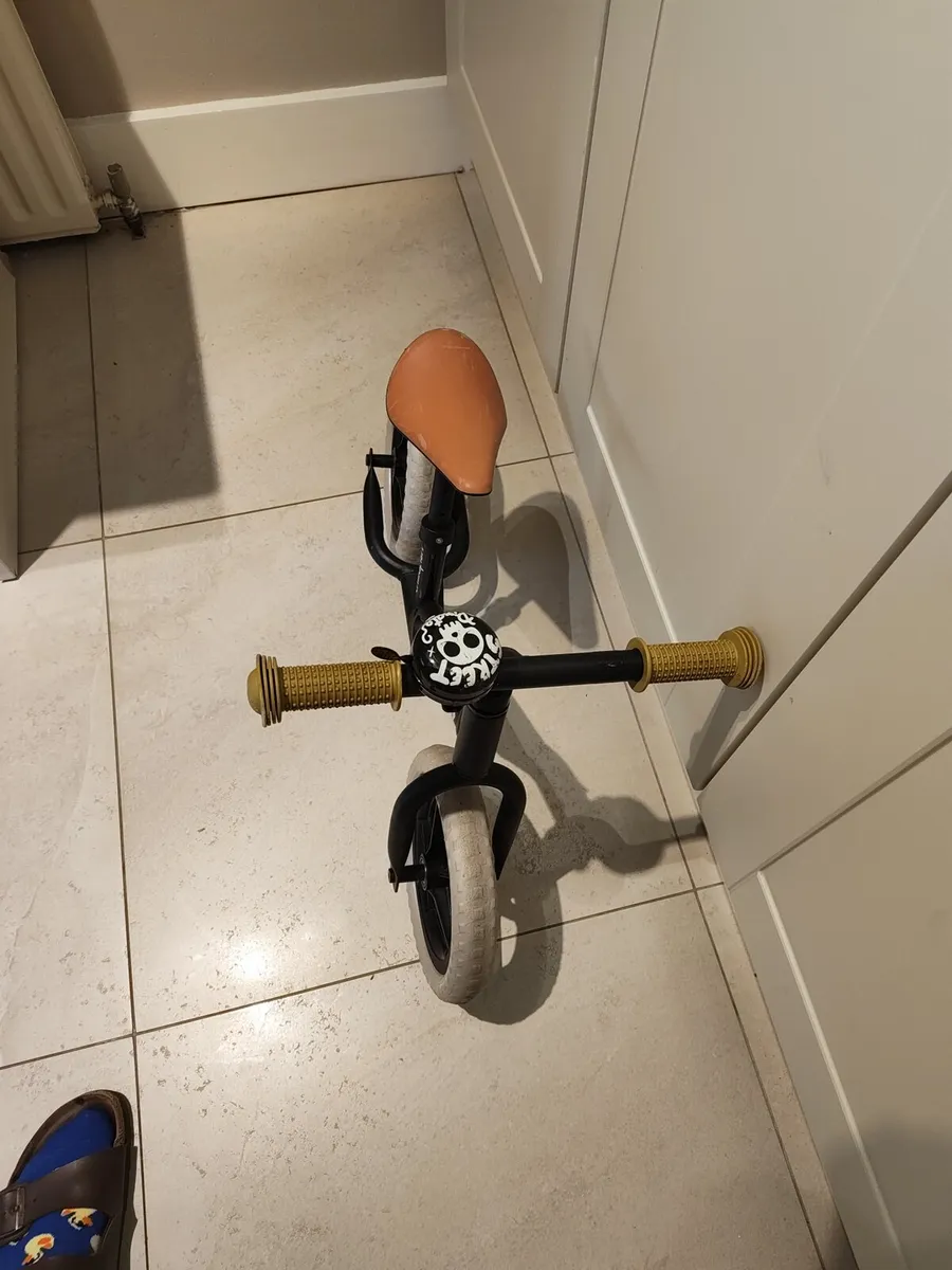 Balance bike - Image 2
