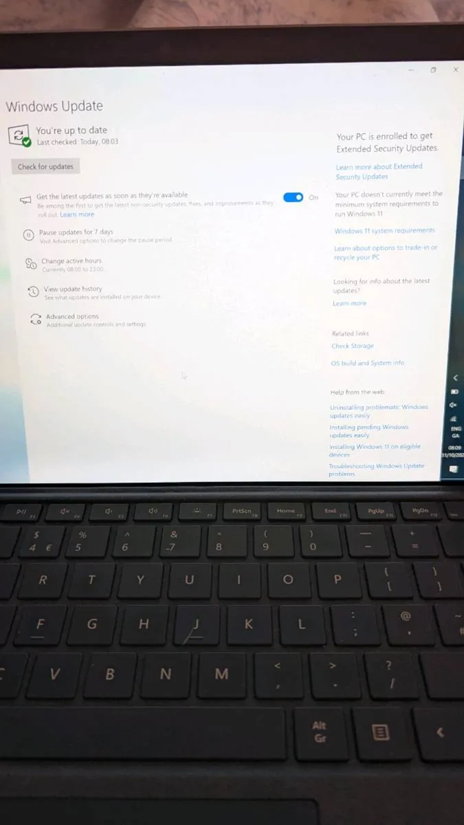 Surface Pro, Windows 10, Intel Core i5-7300U - Image 4