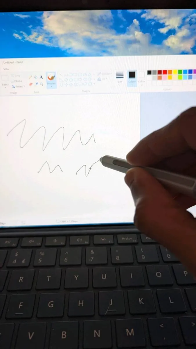 Surface Pro, Windows 10, Intel Core i5-7300U - Image 2