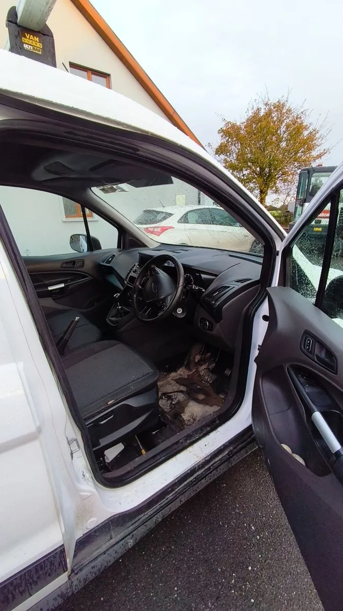 Ford Transit 2019 - Image 4
