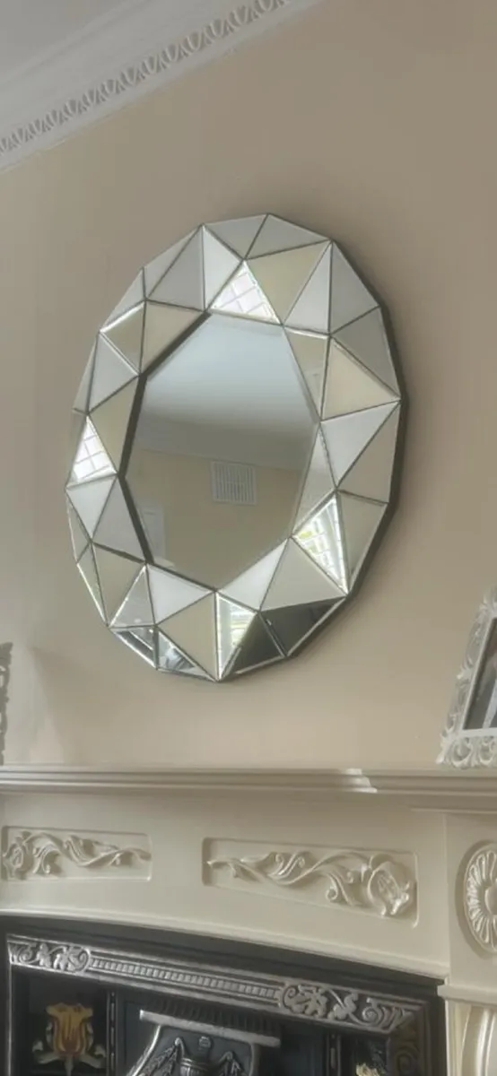 Mirror - Image 1