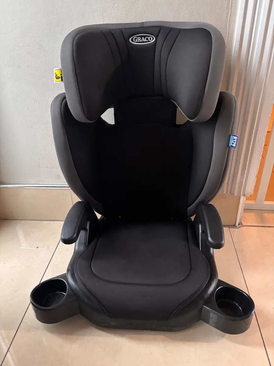 Grace Front Facing Booster Seat - Belted - Image 3