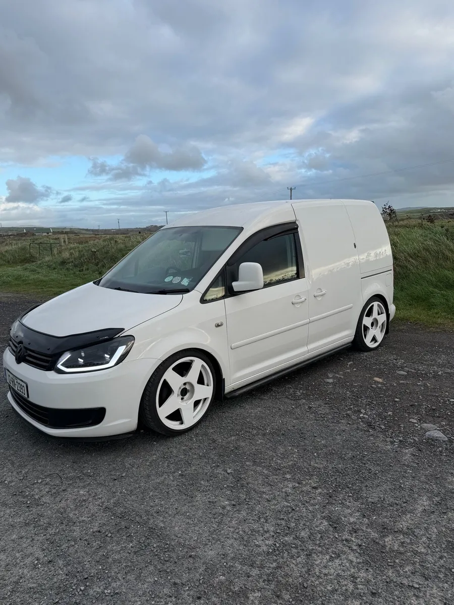 Van - Image 3