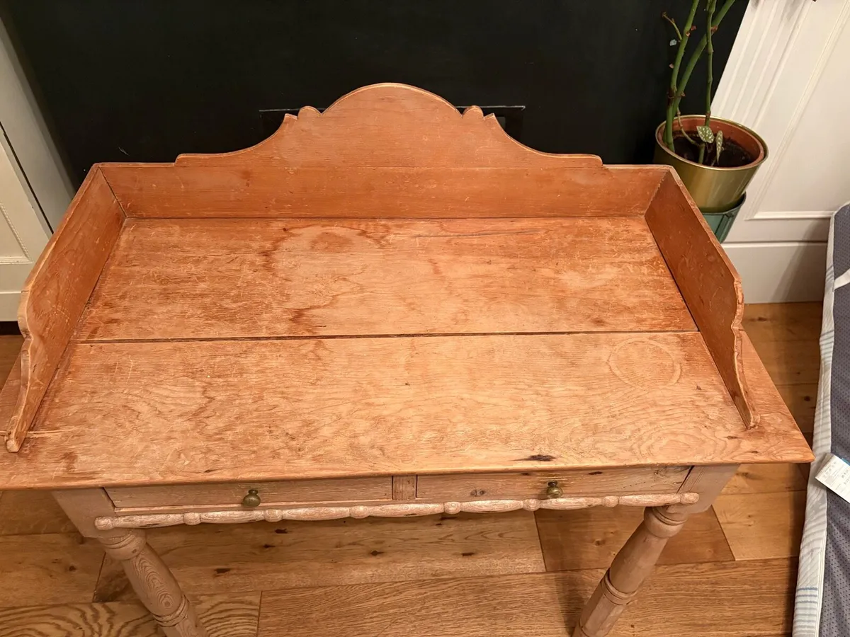 Antique tall slender legged writing desk - Image 3