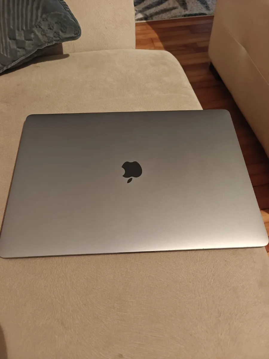 Laptop - Image 1