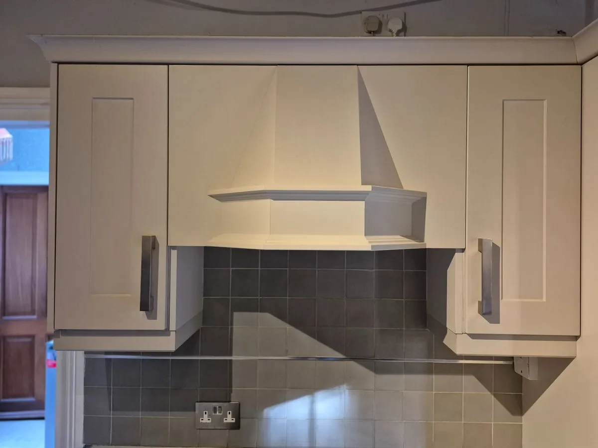 Kitchen Units (2 metres and 3 metre lengths) - Image 4