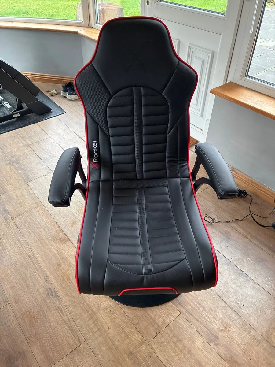 XRocker gaming chair - Image 1