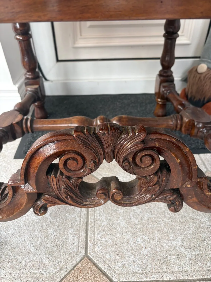Chair - Image 3