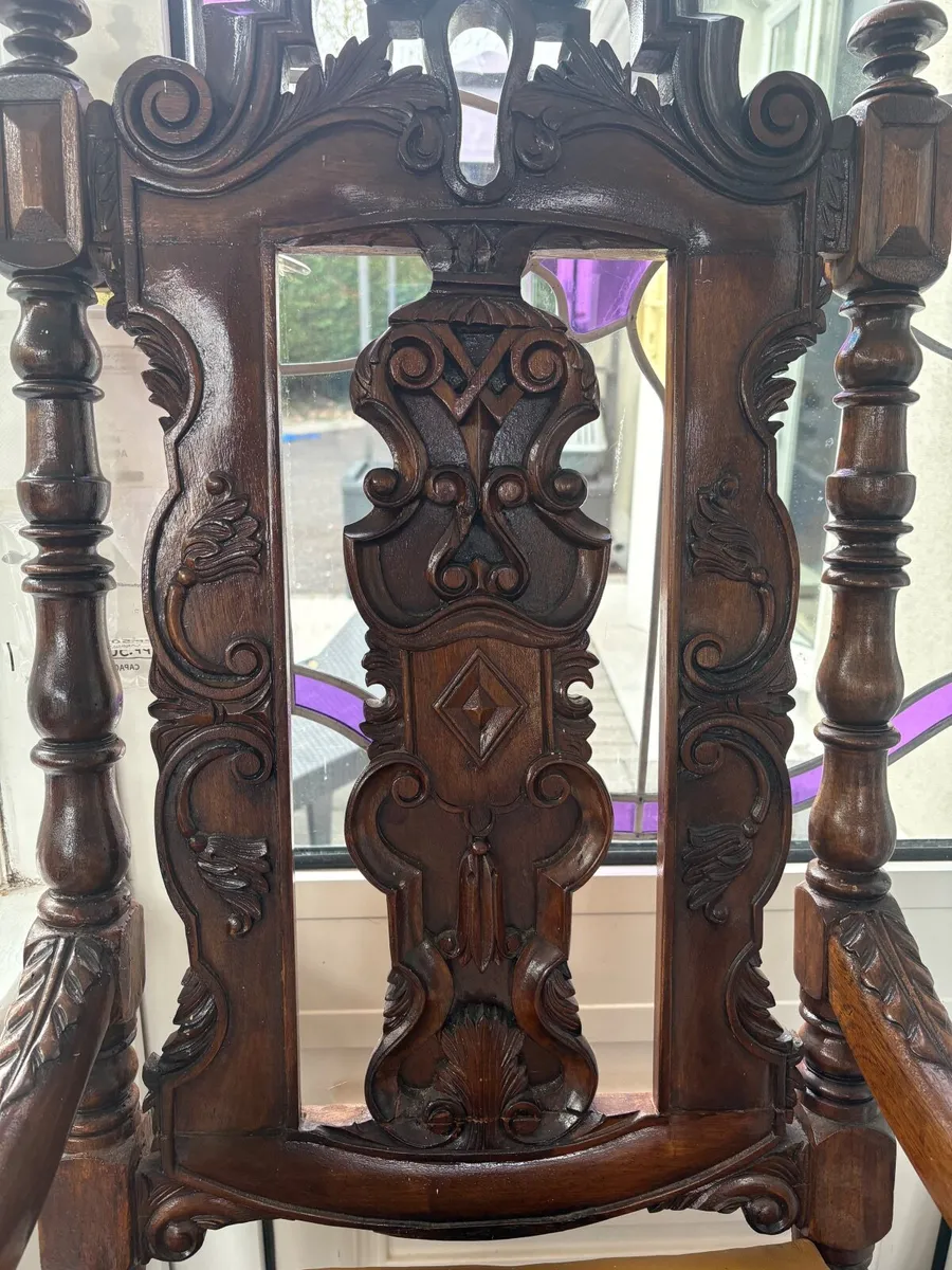 Chair - Image 4