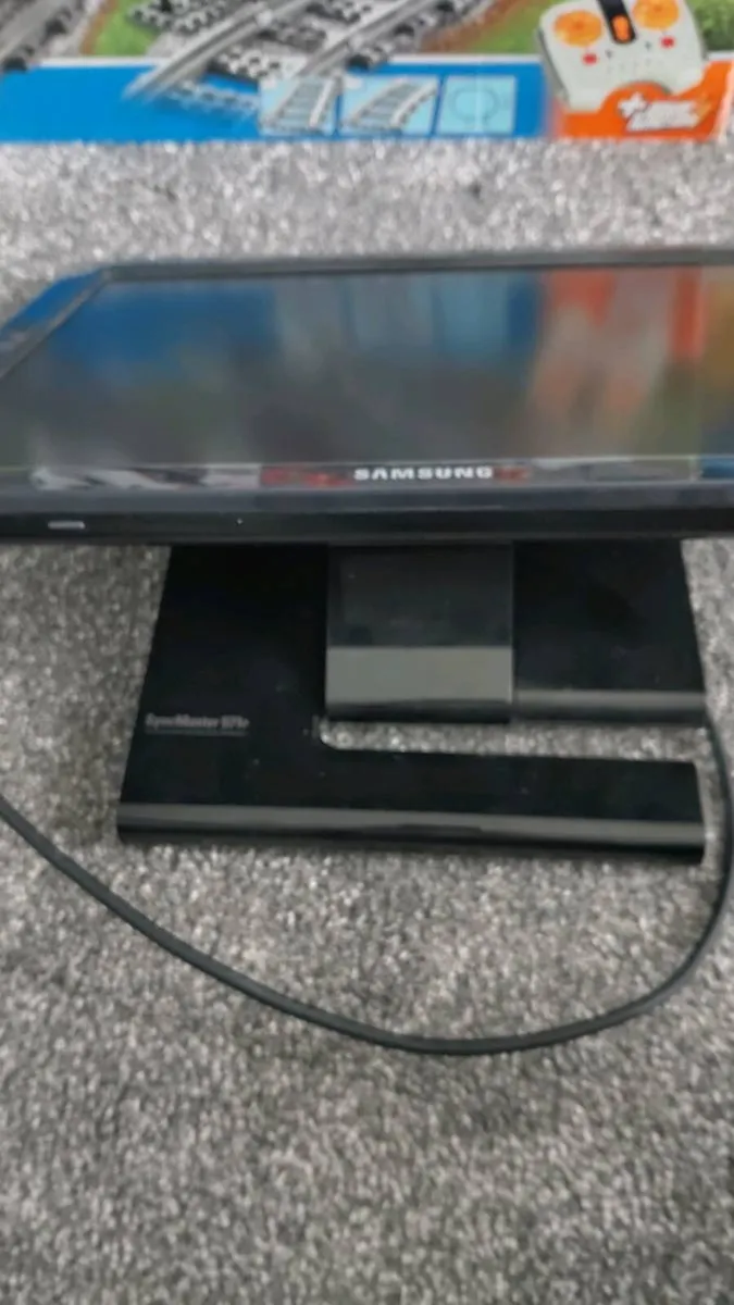 Monitor Samsung SyncMaster 971p - Image 1