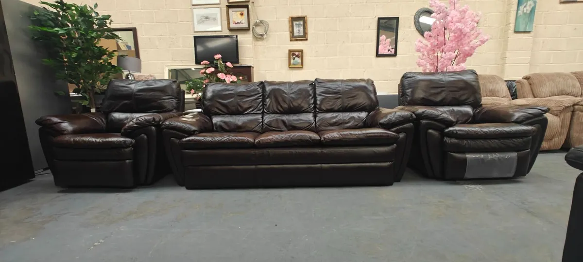 Burgundy El. Recliners 3+1+1 Suite - Image 2