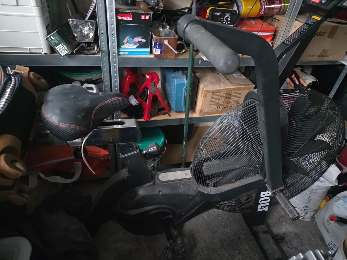 Exercise air bike