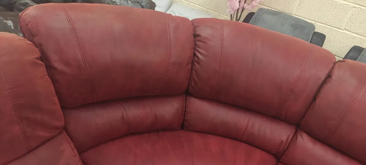 Very Comfortable Corner Couch - Image 3