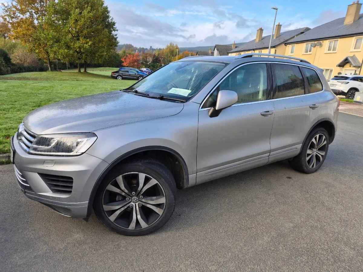 2017 (172) Volkswagen Touareg 3.0 V6 TDI - Image 1
