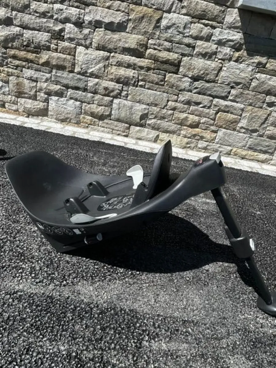 Cybex Cloud T i-Size - Image 4
