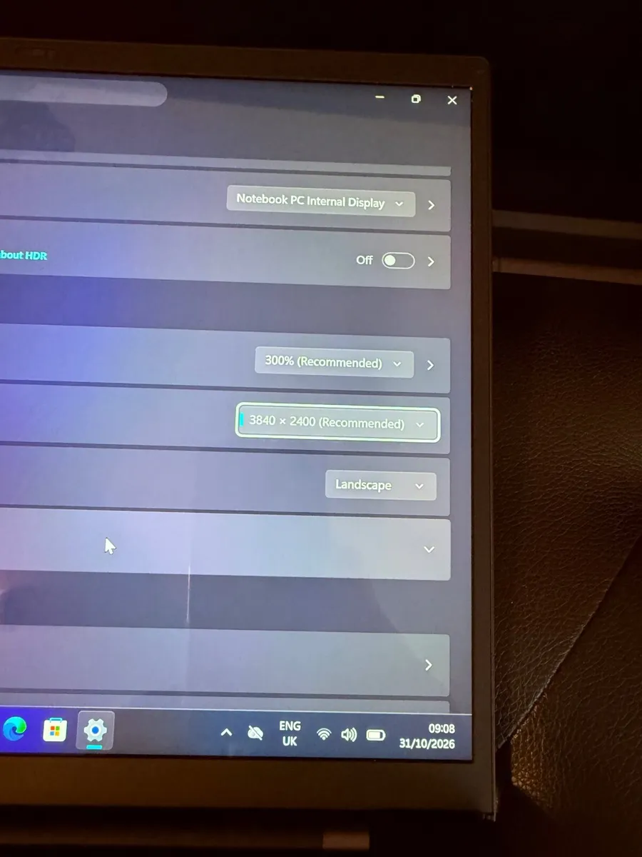 Lenovo X1 Carbon Gen 9 Laptop i7/32GB/512SSD/4K - Image 2