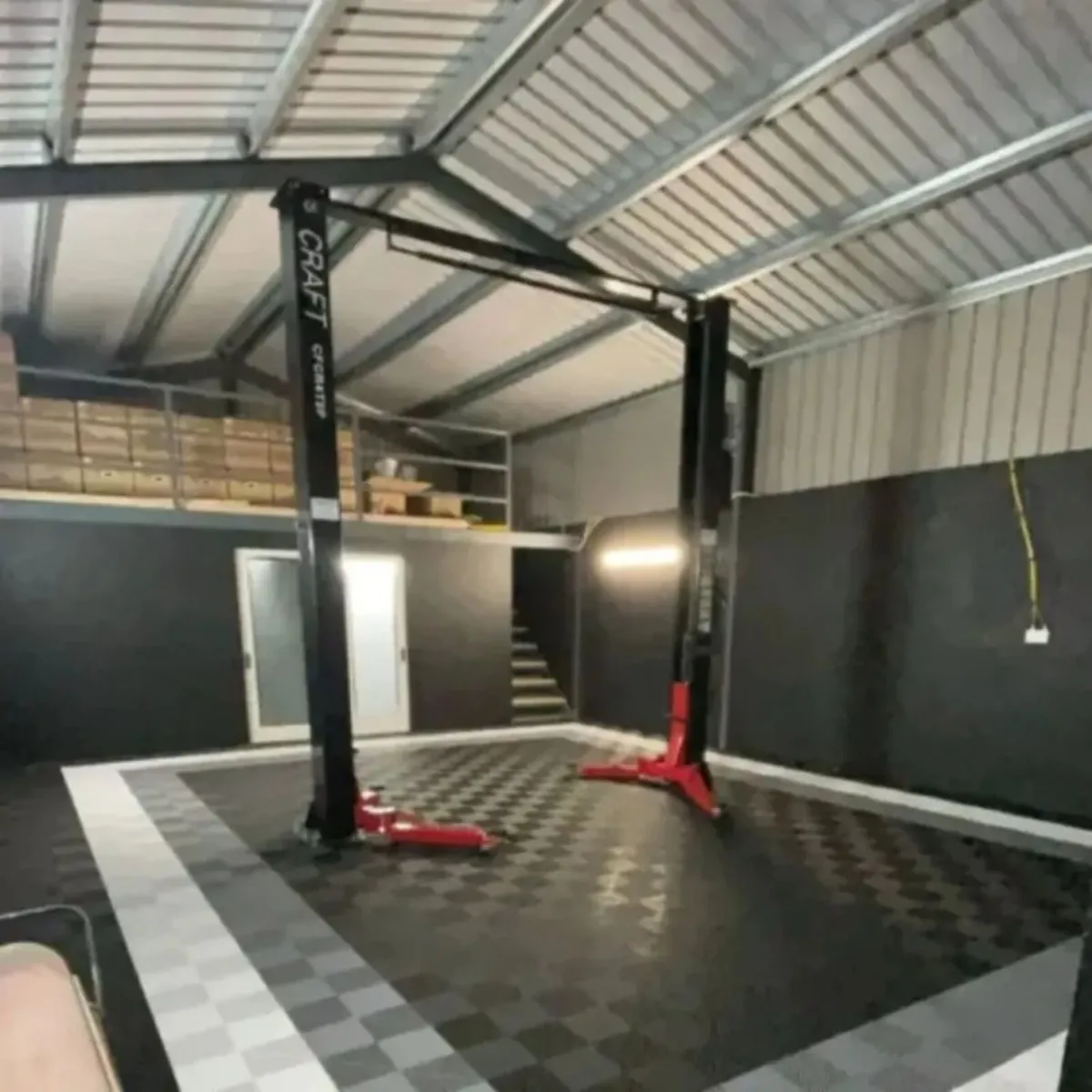 Craft Clear Floor 4 Ton 2 Post Lift 230v - Image 4