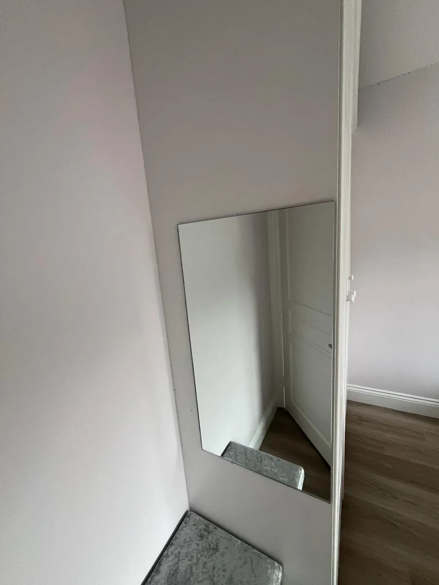 Wardrobes - Image 2