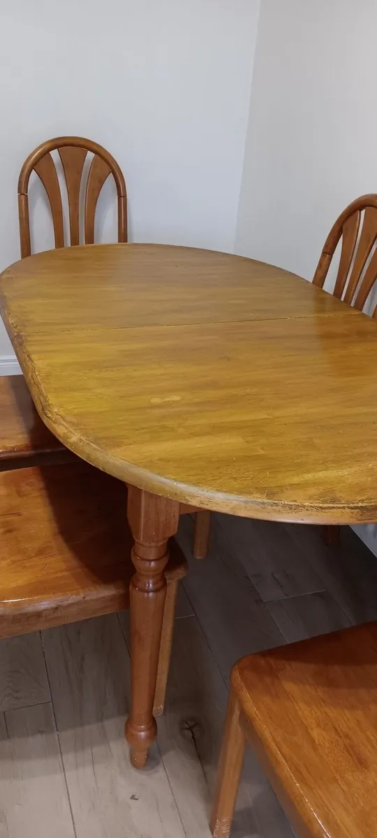 Dining Table with 5 chairs - Image 2