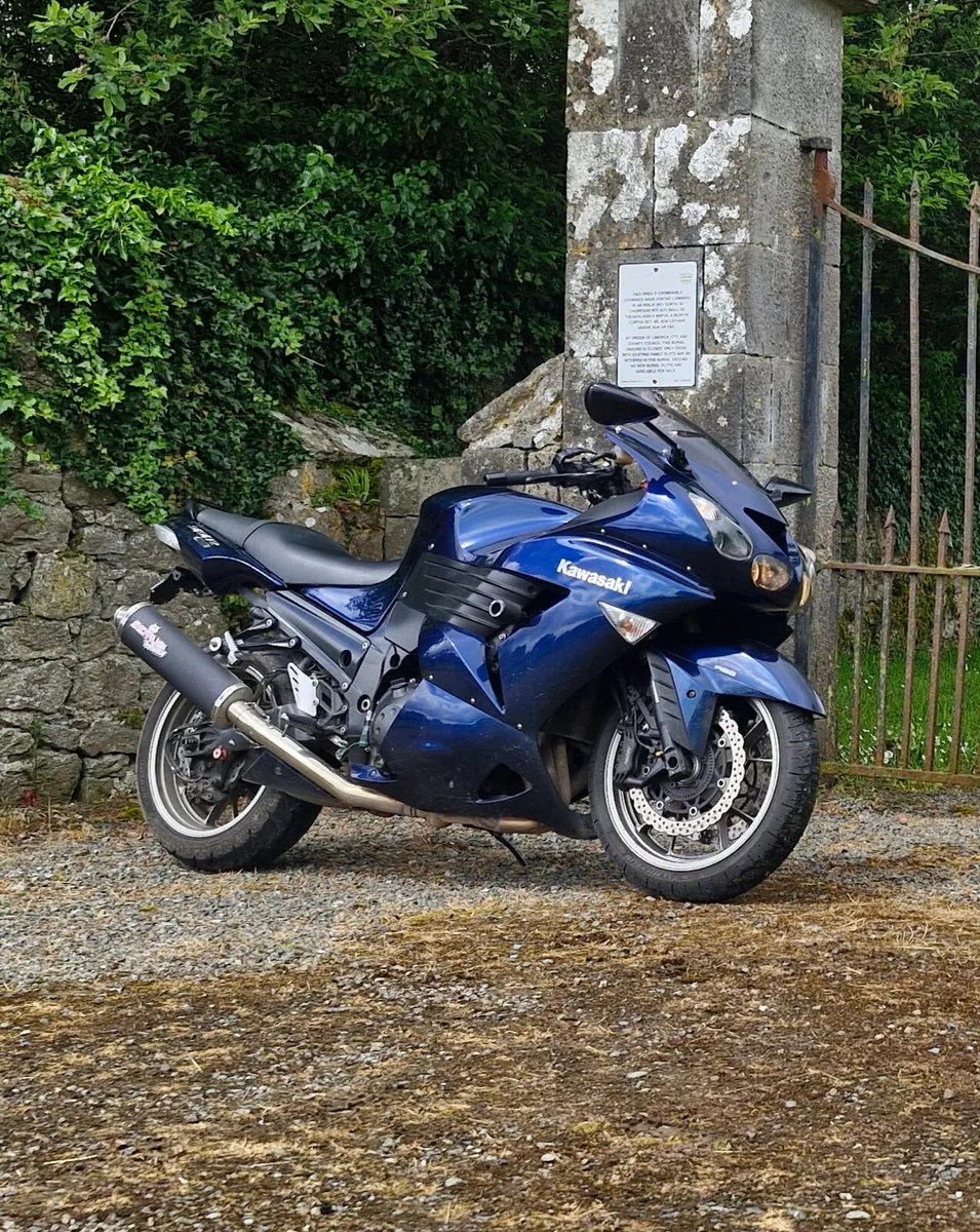Kawasaki ZZR1400 - Image 3