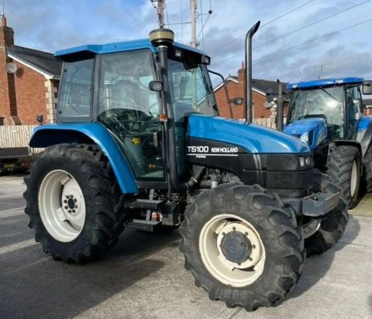 New Holland TS100 - Manual Dual Power - Image 1