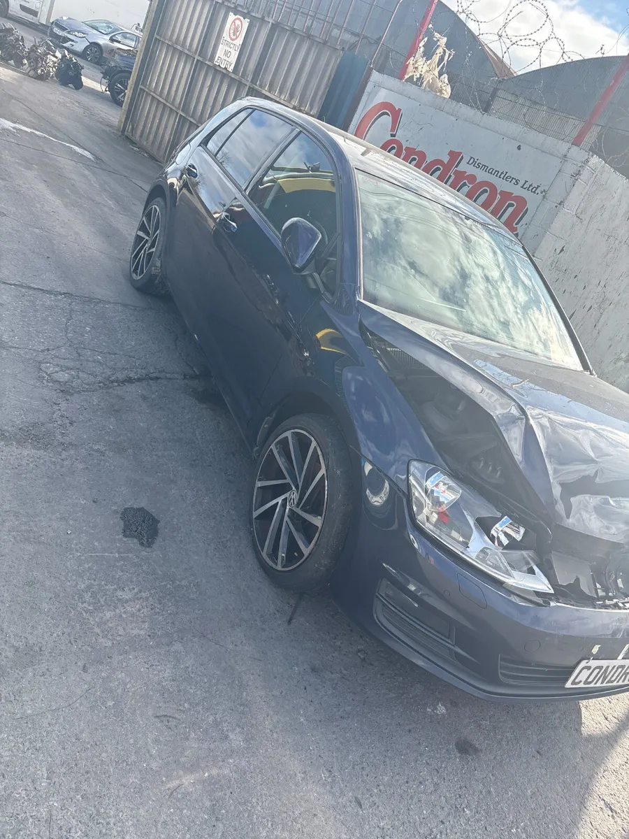 Volkswagen Golf 2016 - Image 2