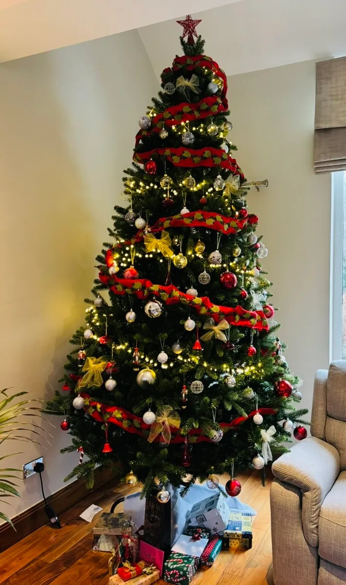 10ft Christmas Tree - Image 4