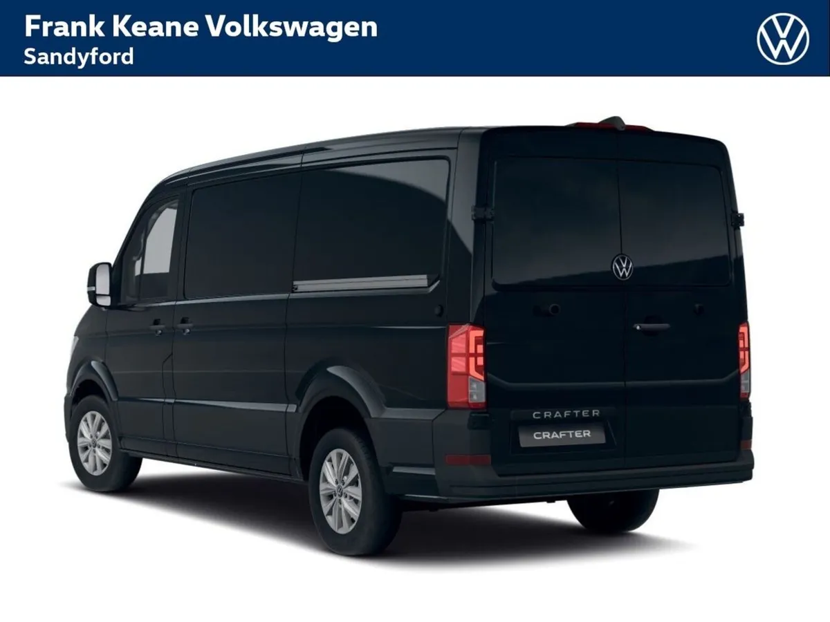 Volkswagen Crafter HIGHLINE AUTO 30 MWB 140BHP *0% - Image 3