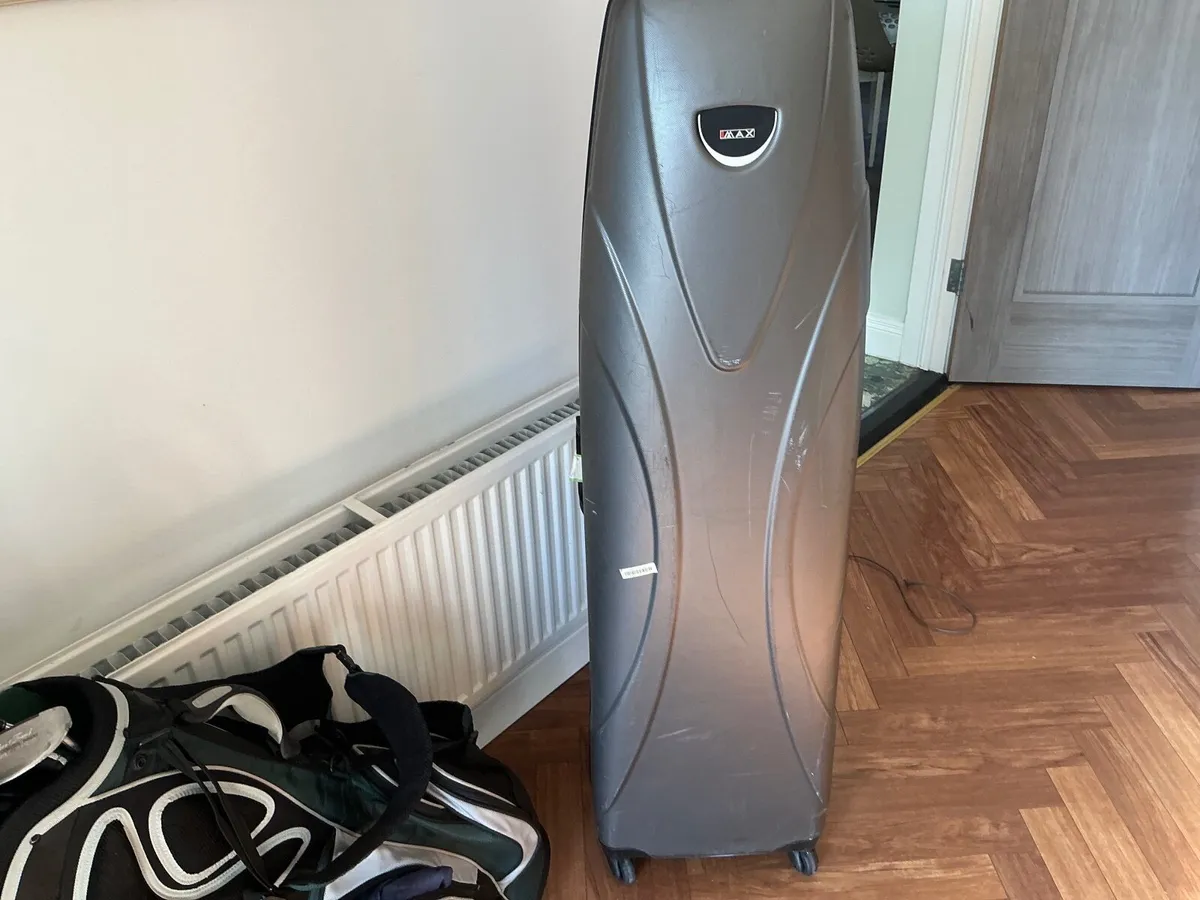 Golf club Max hard shell travel bag - Image 1