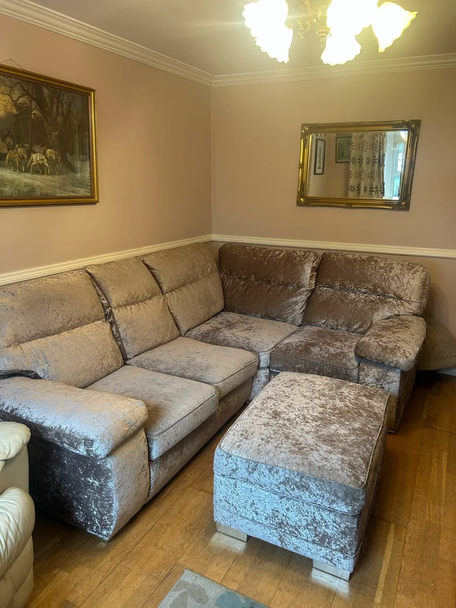 Corner Suite - Image 2