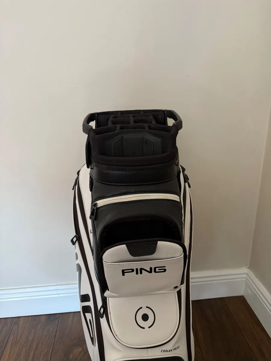 Ping DLX cart bag, white - Image 4