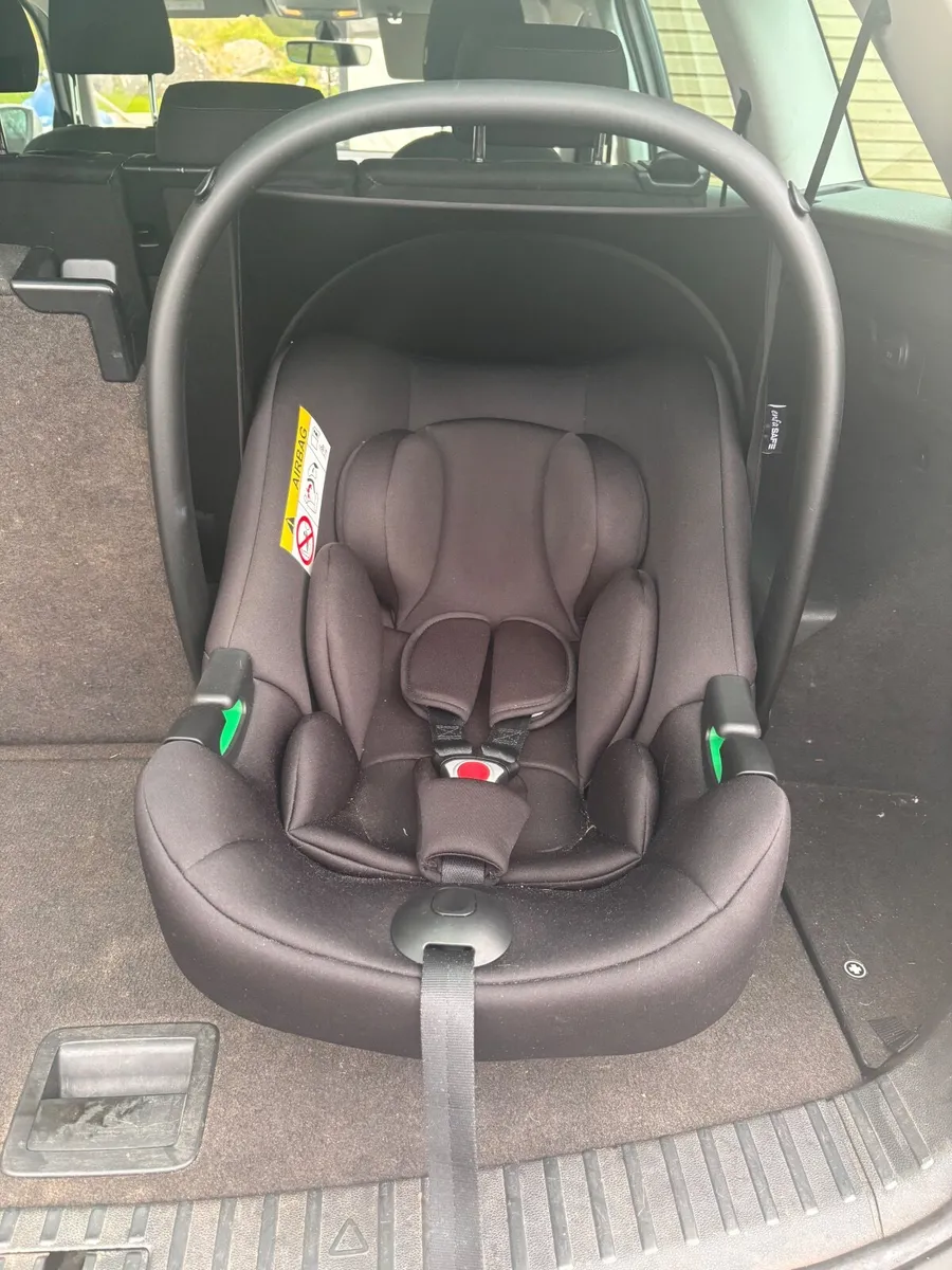 Baby car seat - Image 4
