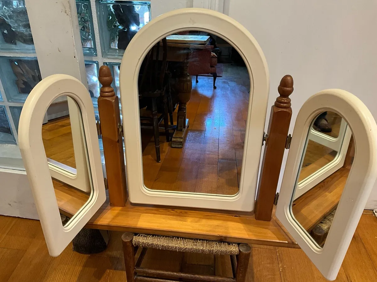 Dressing Table Mirror - Image 2