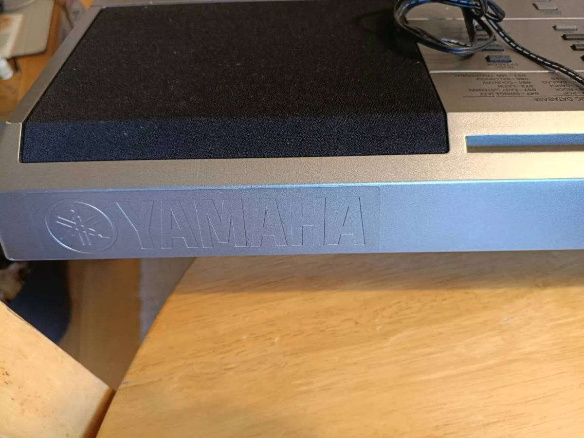Yamaha PSR 353, keyboard - Image 4