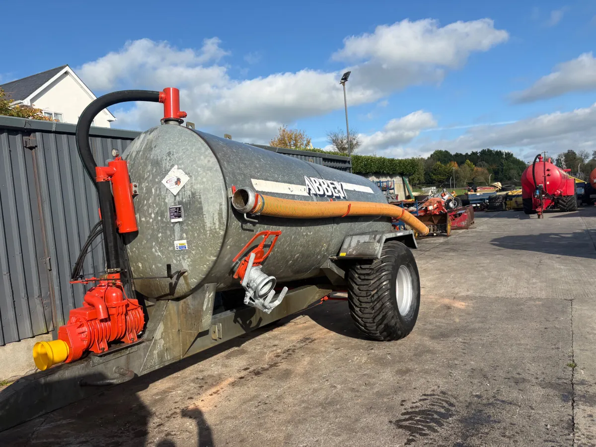 GALVANISED ABBEY 1600 TANKER - Image 2