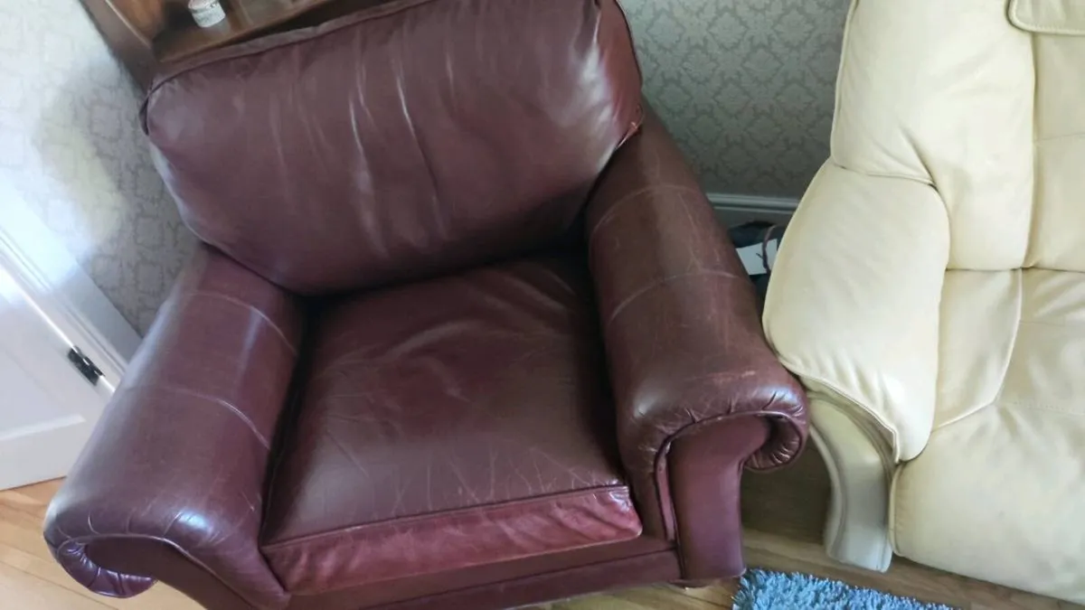 Sofa chair - Image 1