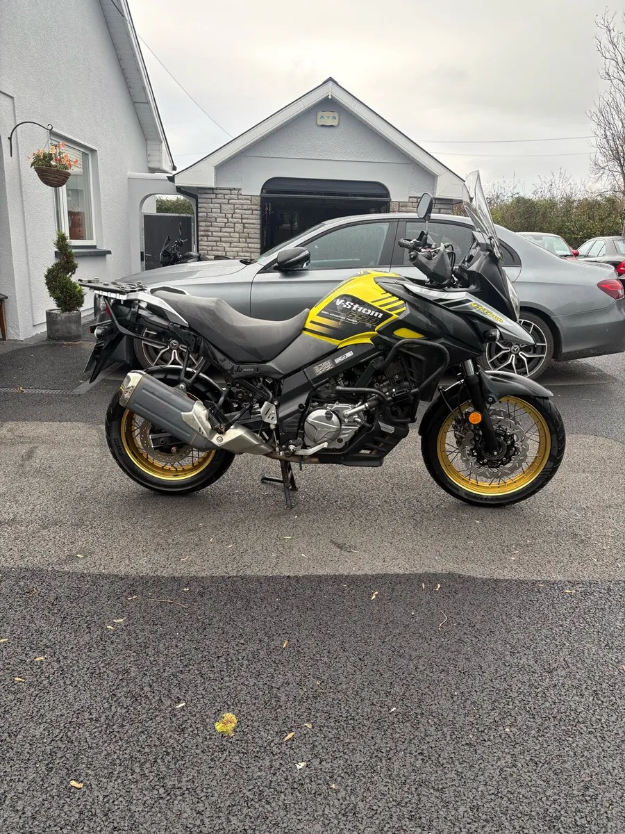 2017 Suzuki v strom 650 - Image 3