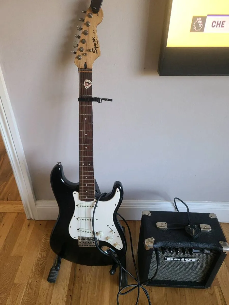 Fender Squire Strat electric guitar - Image 1