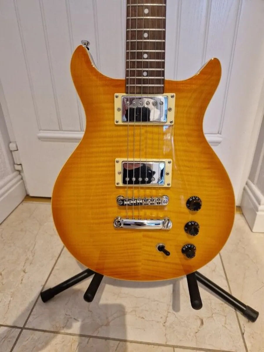 Hamer Electric Guitar - Image 2