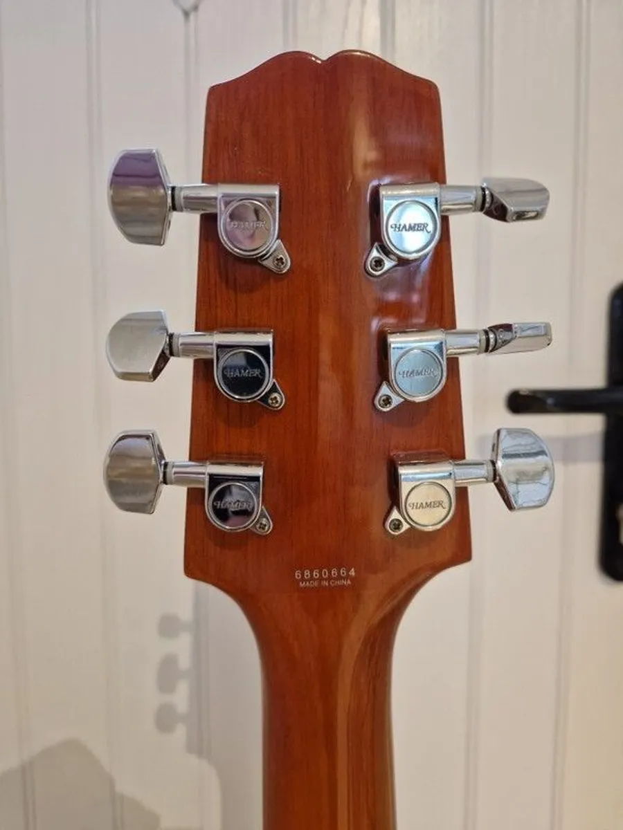 Hamer Electric Guitar - Image 4