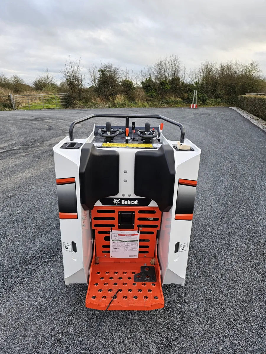 NEW Bobcat MT100 Loader | From € 123 p/ week - Image 4