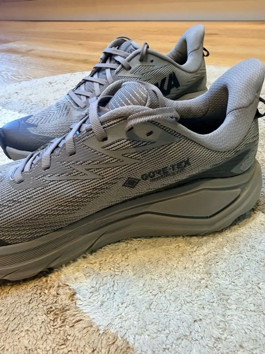 Hoka gore-tex - Image 2