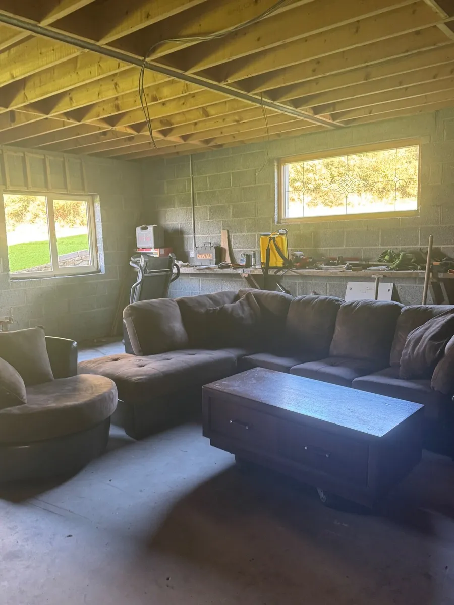 Sofa - Image 2